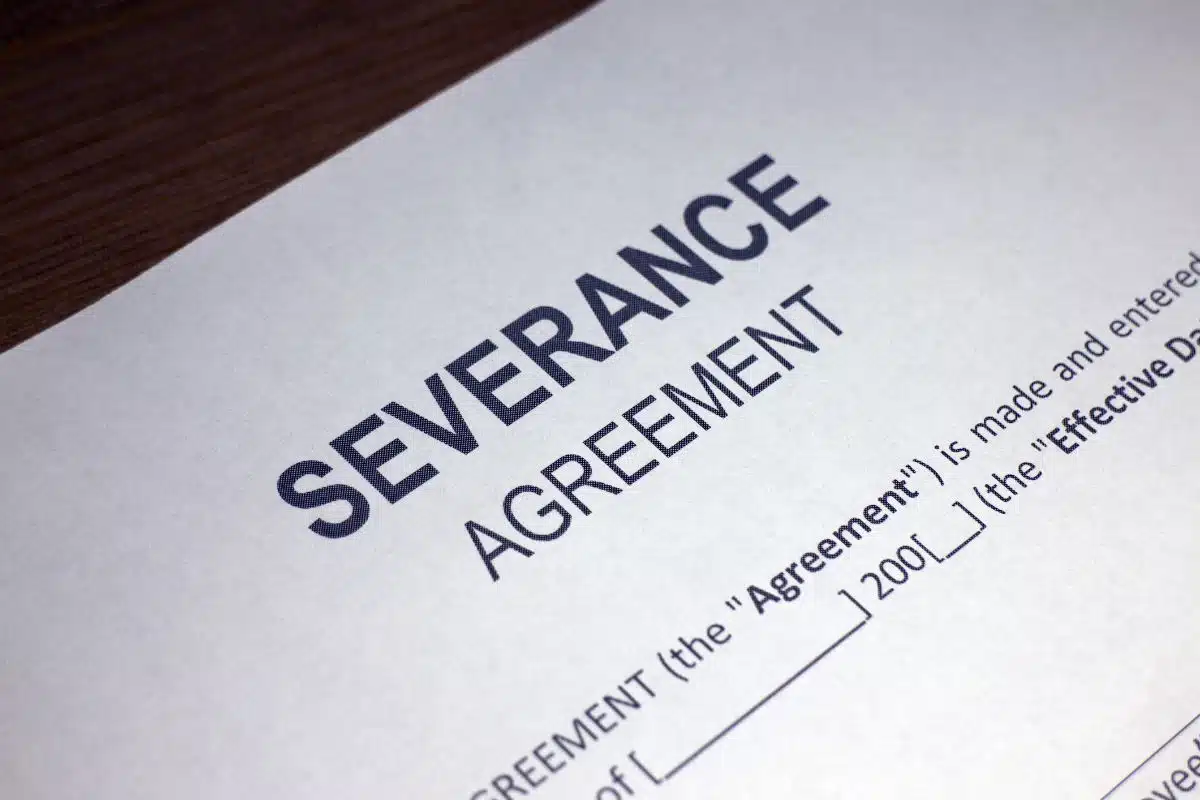 employers offer a severance agreement